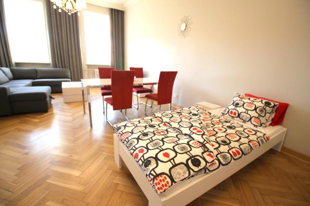 Happy Estate Apartments - Rynek Wroclaw Exterior photo