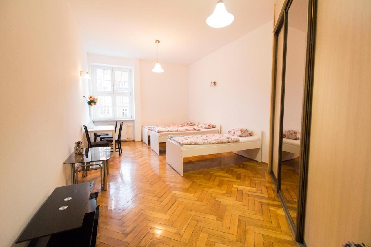 Happy Estate Apartments - Rynek Wroclaw Exterior photo